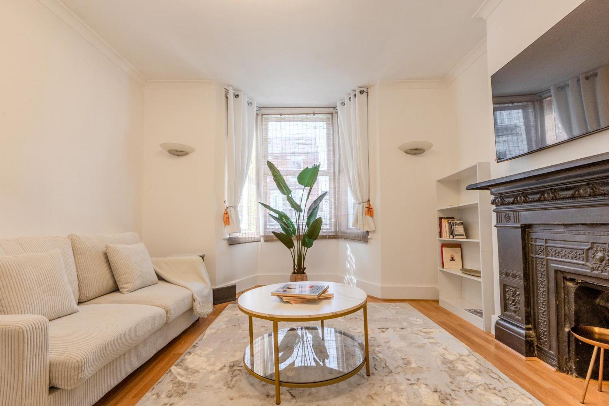 Stylish 3br Fulham Near Chelsea With Garden
